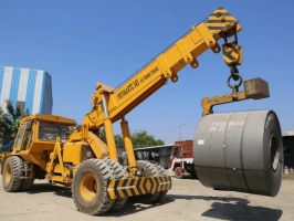 Mahindra 25 Tonne Material Handling Crane